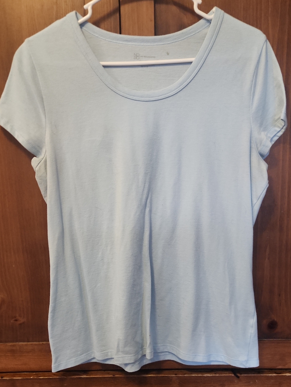 No Boundaries Light Blue Scoop Neck Short Sleeve Tee
